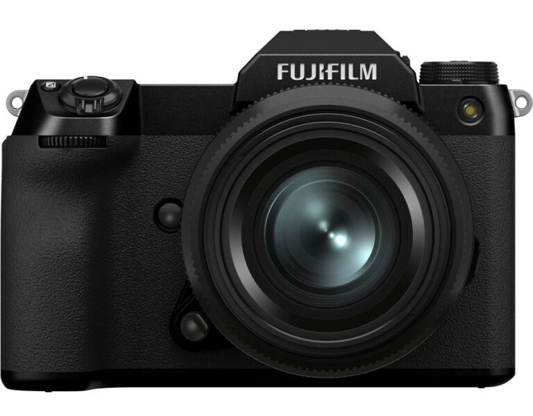 Full Frame vs Medium Format sensor size • Silent Peak Photo